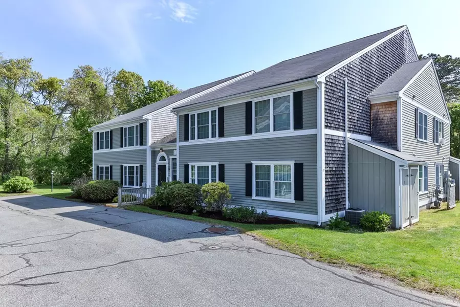 2 Englewood Dr #C7, Harwich, MA 02645