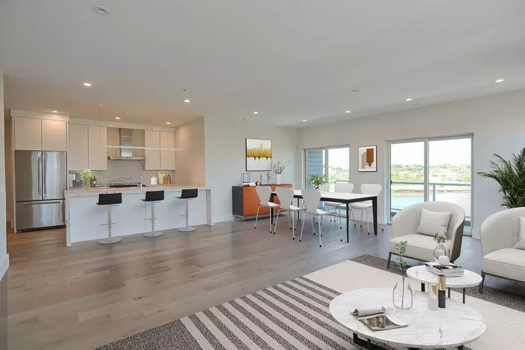 Quincy, MA 02171,60 Newbury #16