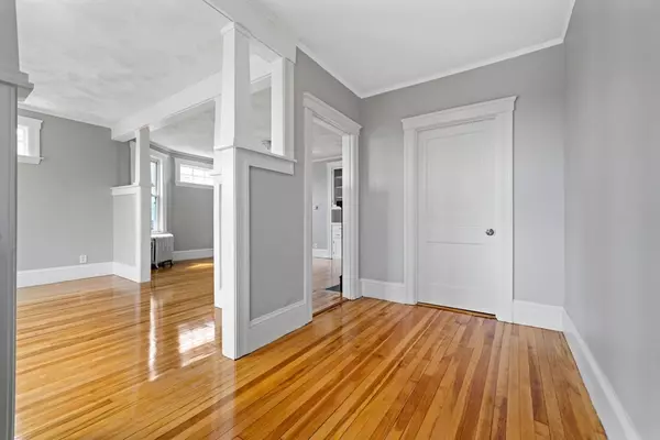 Worcester, MA 01603,31 Hitchcock Rd