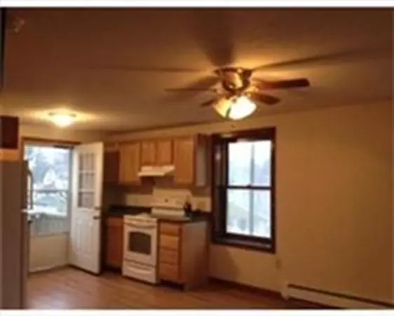 Agawam, MA 01001,927-929 Springfield Street