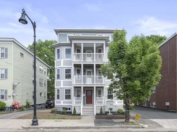 652 Hyde Park Ave #2, Boston, MA 02131
