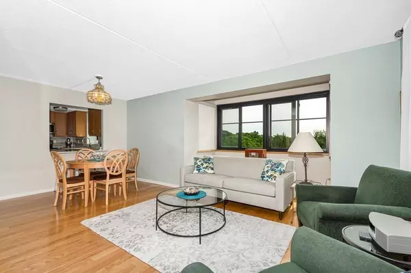 200 Ledgewood Drive #502, Stoneham, MA 02180