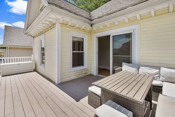 Waltham, MA 02451,16 Palmer St #2