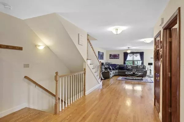 Gloucester, MA 01930,46 Taylor St #1