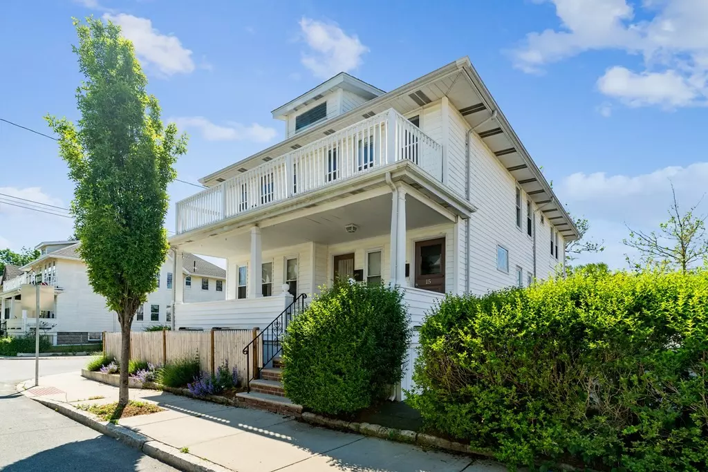 Medford, MA 02155,15 Eliot Street #15