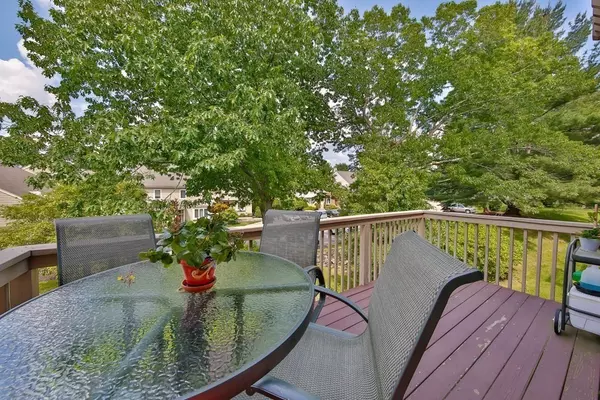 Saugus, MA 01906,1304 Lewis O Gray Dr #1304