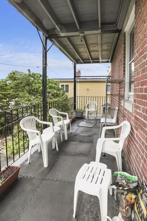 Boston, MA 02128,37 Gladstone #2