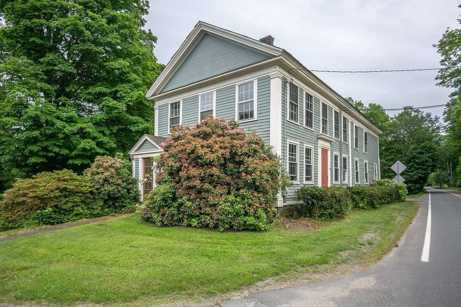 2 South St, Montague, MA 01351