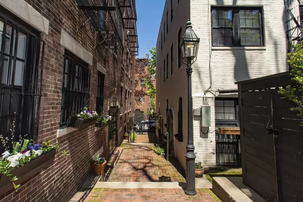 Boston, MA 02114,7 Primus Avenue #8