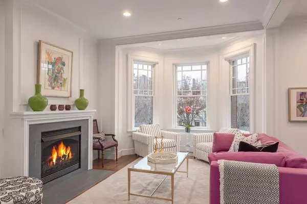 288 Commonwealth Ave #PH, Boston, MA 02115