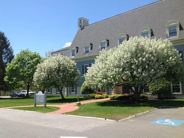 Peabody, MA 01960,5 Essex #11D
