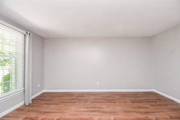 Agawam, MA 01001,32 Corey Colonial #32