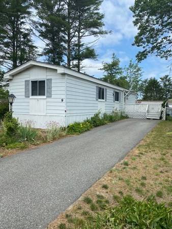 9 Washington Park, Carver, MA 02330