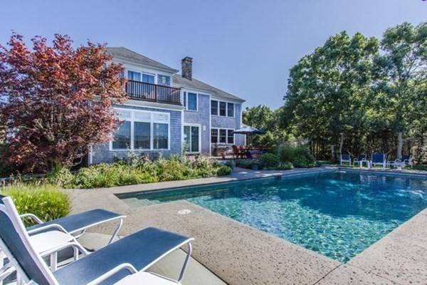 99 Pond Road    Wt104, West Tisbury, MA 02575