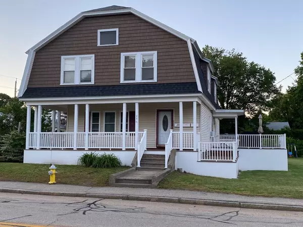 135 Lake St, Webster, MA 01570