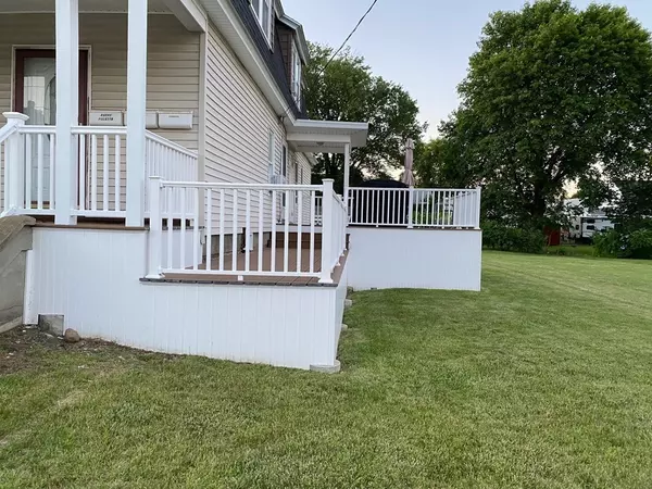 Webster, MA 01570,135 Lake St