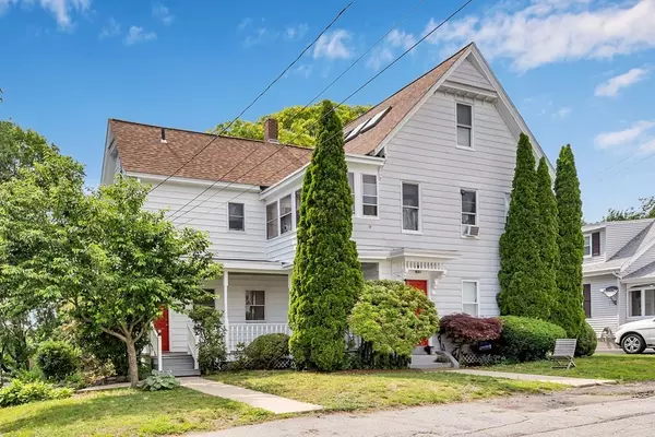 40 High St, Hudson, MA 01749