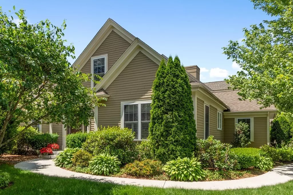 Stow, MA 01775,24 Faxon Drive #24