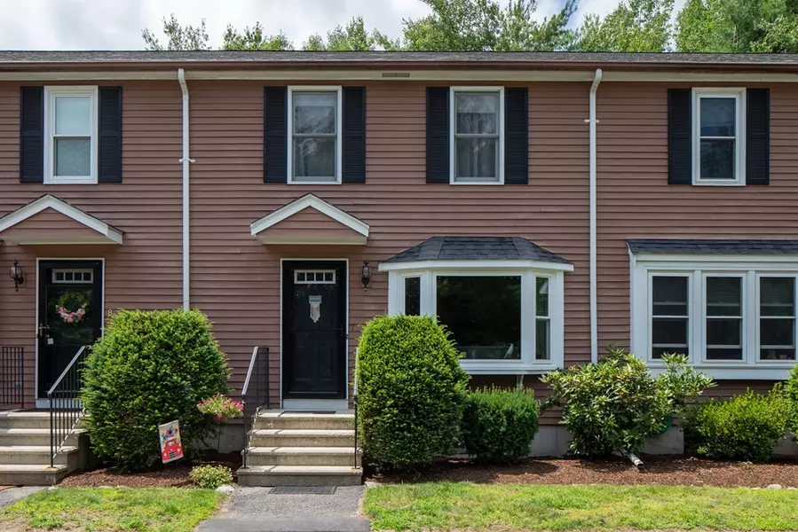 7 Pondview Dr #7, Millis, MA 02054