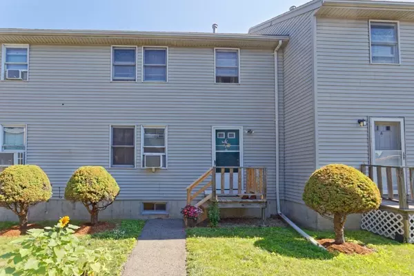 37 Wall St #B, Worcester, MA 01604