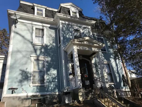 7 Maple Ave, Haverhill, MA 01830