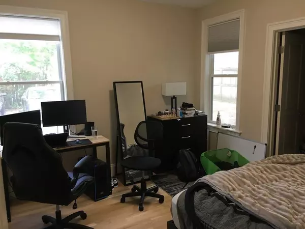 Brookline, MA 02446,222 Freeman St. #1