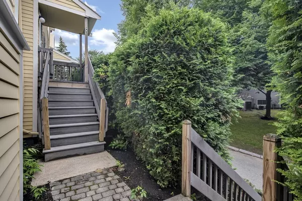 Salem, MA 01970,12 Queensberry Dr. #U127H