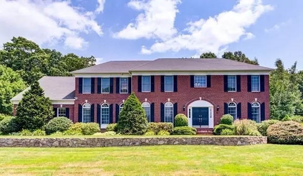 22 Greenwood Road, Hopkinton, MA 01748