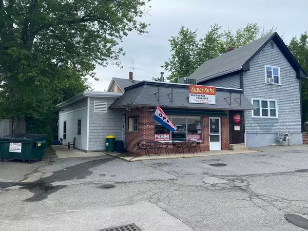 Ipswich, MA 01938,5 Wildes Ct