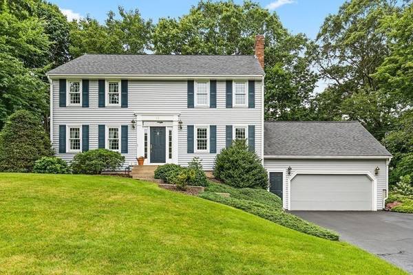 42 Remigio Rd, North Attleboro, MA 02760