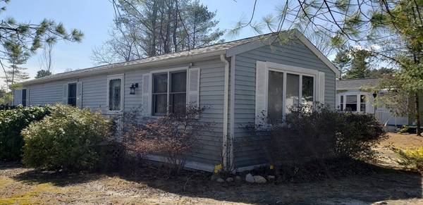 6 Adams Circle, Carver, MA 02330