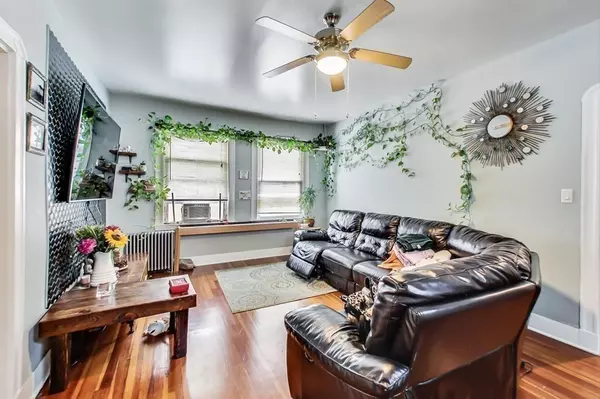 Somerville, MA 02145,109 Walnut St