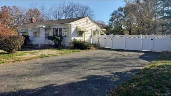 200 Moss Rd, Springfield, MA 01119