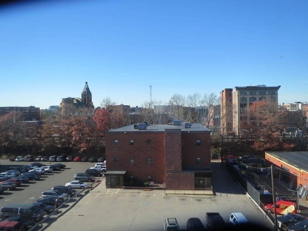 Brockton, MA 02301,147 Centre St #504