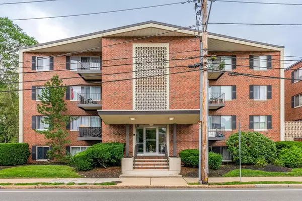 220-230 Essex Street #15, Melrose, MA 02176