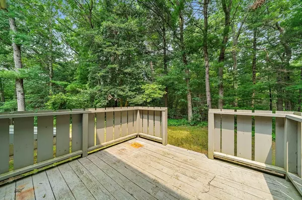 Halifax, MA 02338,90 Twin Lakes Dr #90