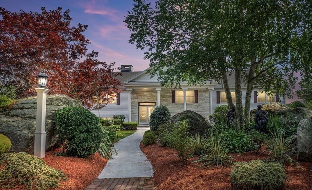 7 Hoosic Dr, Canton, MA 02021