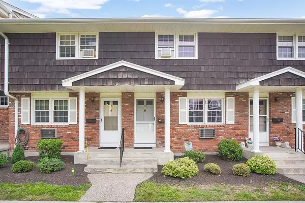 418 Meadow St #F10, Agawam, MA 01001