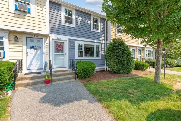 3 Lydon Ln #D2, Halifax, MA 02338