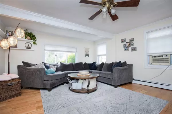 North Andover, MA 01845,22 Bixby St