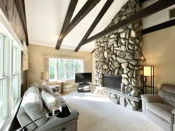 Plympton, MA 02367,28 Brook Street