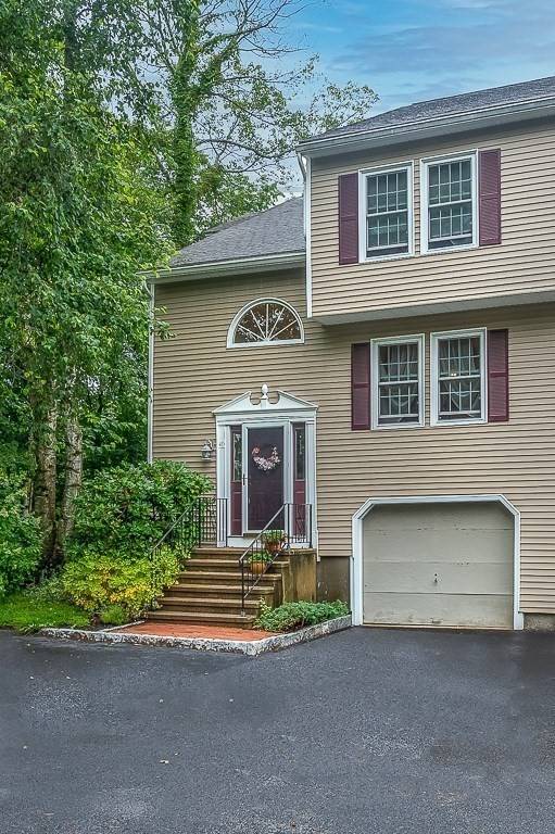 4 Herbert Dr #D, Sutton, MA 01590