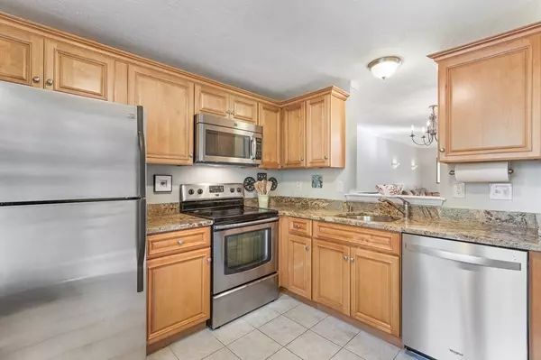 Millis, MA 02054,27 Country Village Way #27