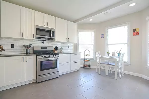 Revere, MA 02151,67 Bradstreet #2