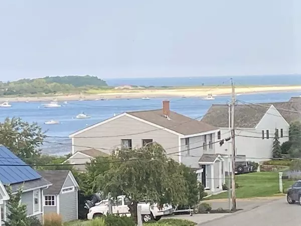Ipswich, MA 01938,61 Clark Rd