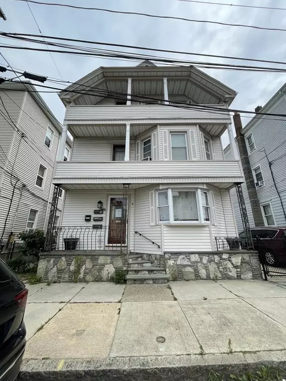 8 Mcgurk St, New Bedford, MA 02744