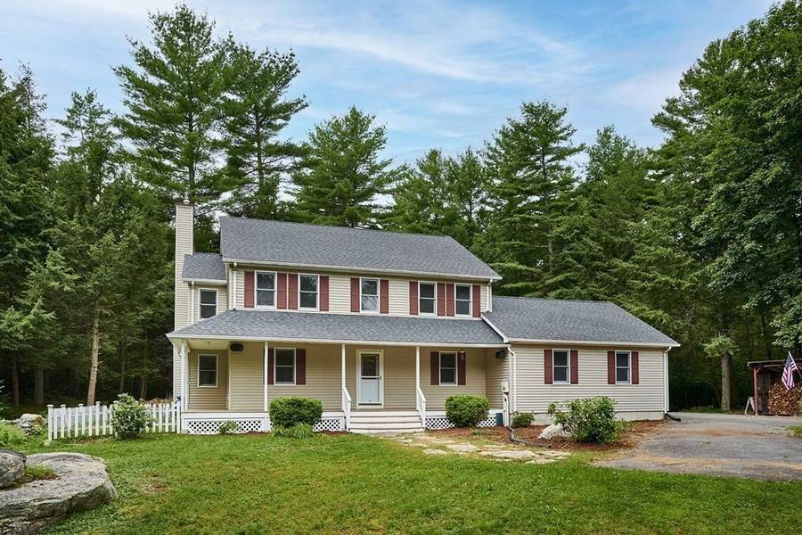 8 Richardson Rd, Montague, MA 01351