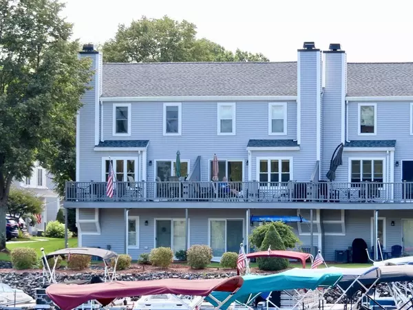 Webster, MA 01570,1005 Treasure Island Rd #1005