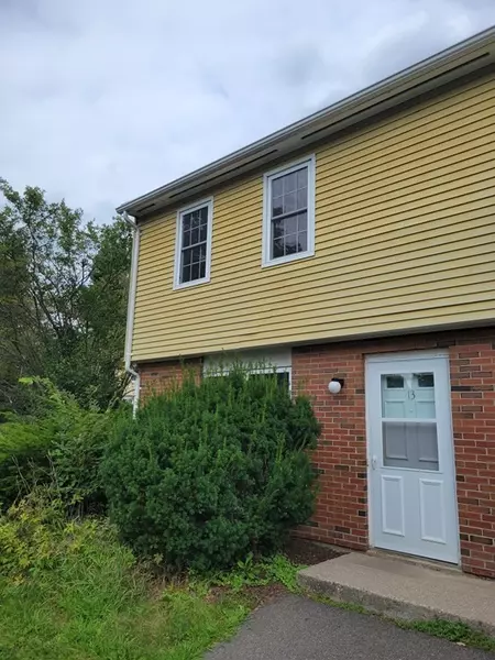 252 West Street #13, Amherst, MA 01002