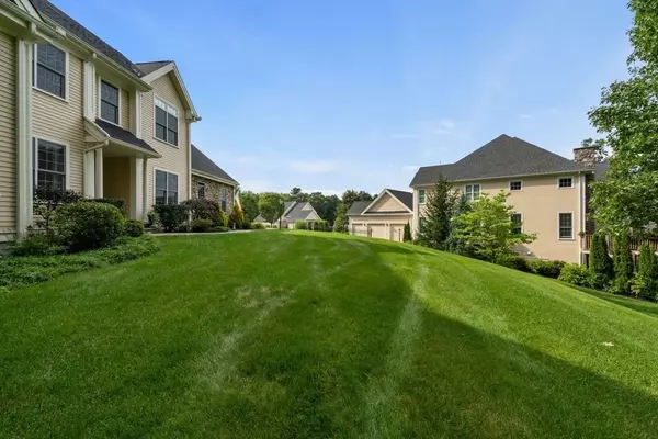 Sutton, MA 01590,21 Golf Ridge Dr #21